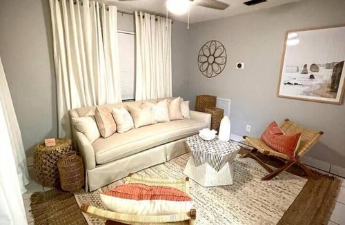 Harbordale Apartment | 01 Wonderful Port Apartment #5 - 2 Bedroom