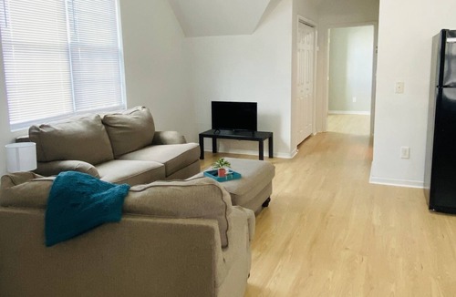 Monroe Apartment | 1 BR/1 BA Private/Safe Travel RNs/Corp Travel