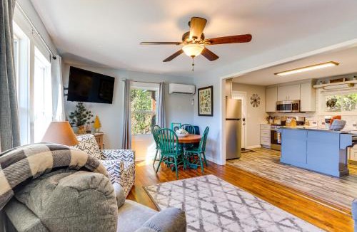 Murphy House | < 1 Mi to Dtwn: Pet-Friendly Cabin in Murphy!