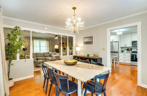 Clinton House | 1 Mi to Dtwn: Quiet Retreat w/Yard in Clinton
