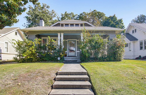 Crosstown House | 1 Mi to Overton Park: Extended Stay in Memphis!