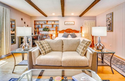 Thomasville Apartment | 1 Mi to Thomasville Emporium! Charming Getaway