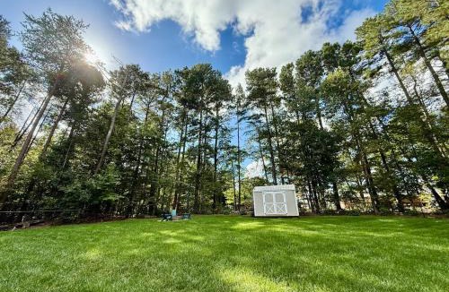 Denver House | 1 Queen Bedroom Long-Term Friendly near Lake Norman