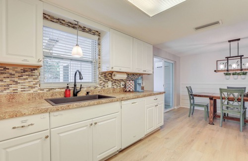 South Bradenton House | 10 Mi to Anna Maria Island: Bradenton Family Home