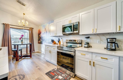Highgate Park House | 10 Mi to Disney: Family Retreat w/Game Room!