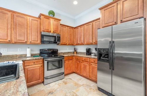 Villages of Crystal Beach House | 10-Min Walk to Beach | BBQ, Trolley & Heated Pool