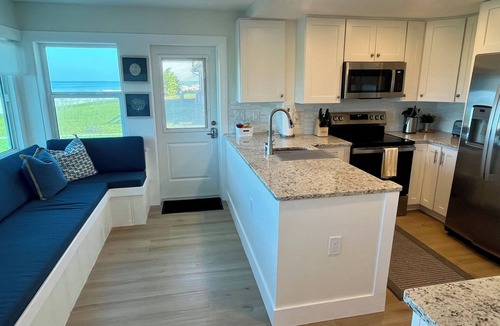 Belleair Beach House | 10 steps to beach, Spacious,Relaxing, Newly renovated, 2 Story townhome