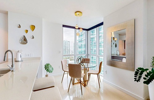 Downtown Miami Condo | 104 m² Condo ∙ 2 bedrooms ∙ 4 guests