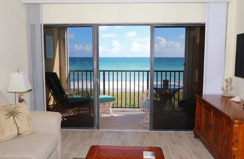 Hutchinson Island South Condo | 107 m² Condo ∙ 2 bedrooms ∙ 4 guests