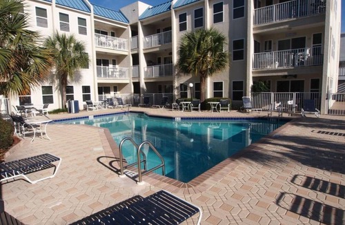 Holiday Isle Condo | 107 m² Condo ∙ 2 bedrooms ∙ 6 guests