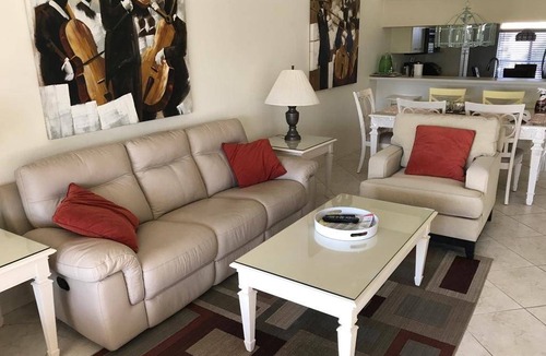 Iona Condo | 108 m² Condo ∙ 2 bedrooms ∙ 5 guests