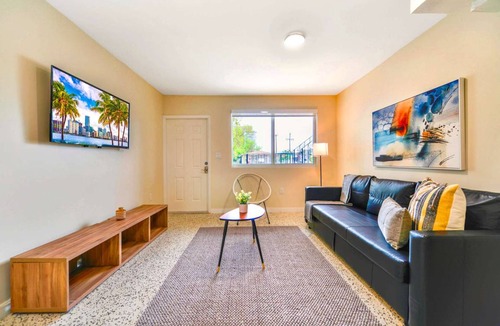 Northeast Miami House | 113 m² House ∙ 2 bedrooms ∙ 6 guests