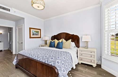 Naples Condo | 116 m² Condo ∙ 2 bedrooms ∙ 6 guests