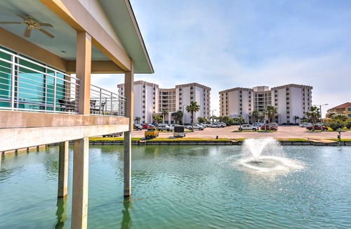 Pensacola Beach Apartment | 120 m² Apartment ∙ 2 bedrooms ∙ 10 guests