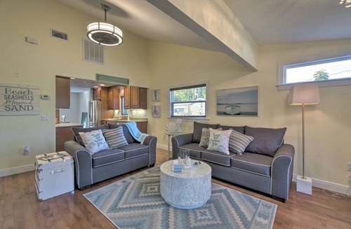 South Sarasota Cottage | 120 m² Cabin ∙ 2 bedrooms ∙ 5 guests
