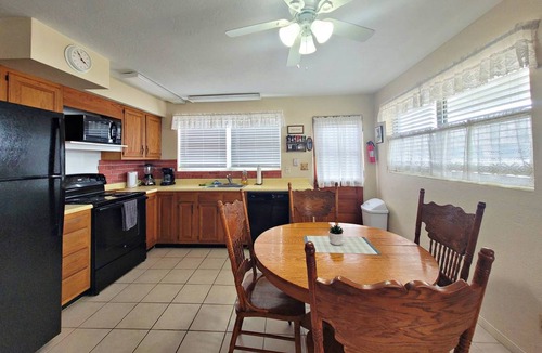 Van Valzah House | 120 m² House ∙ 3 bedrooms ∙ 6 guests