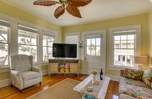 Ochlockonee Bay Cottage | 125 m² Cabin ∙ 2 bedrooms ∙ 8 guests