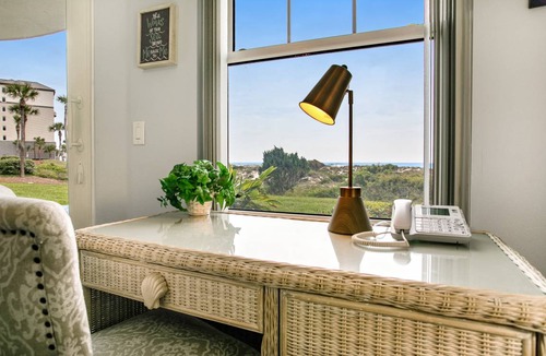 Amelia City Condo | 125 m² Condo ∙ 2 bedrooms ∙ 4 guests