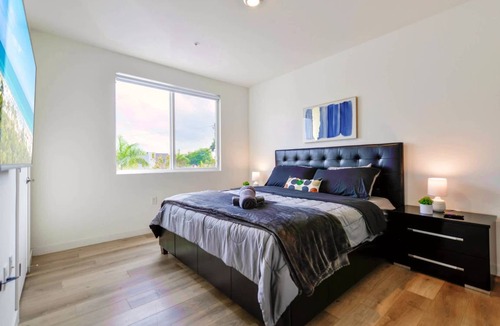 Golden Glades House | 128 m² House ∙ 3 bedrooms ∙ 8 guests
