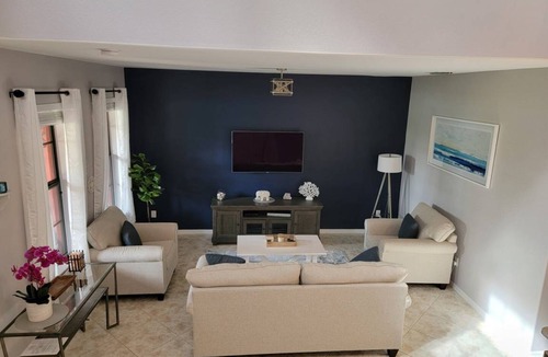 Biggar House | 130 m² House ∙ 2 bedrooms ∙ 4 guests