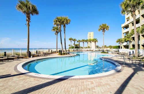 Panama City Beach Condo | 133 m² Condo ∙ 3 bedrooms ∙ 8 guests