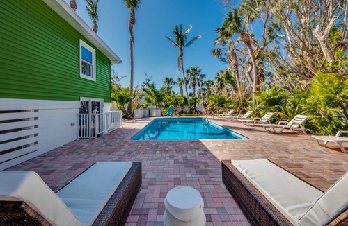 Fort Myers Beach House | 133 m² House ∙ 4 bedrooms ∙ 8 guests