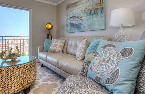 Redington Shores Condo | 135 m² Condo ∙ 3 bedrooms ∙ 10 guests