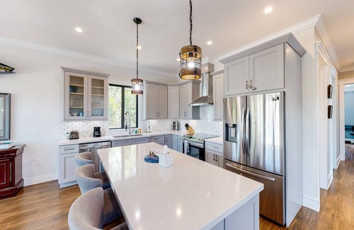Bowens Addition House | 136 m² House ∙ 3 bedrooms ∙ 8 guests