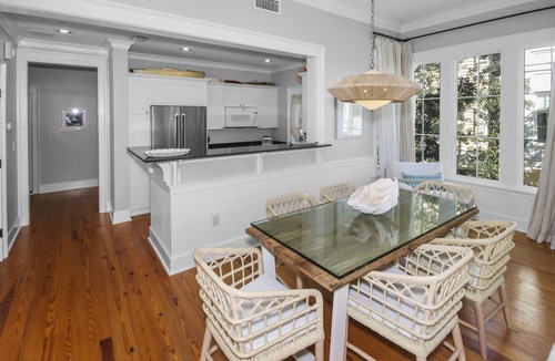 Beach District Condo | 140 m² Condo ∙ 2 bedrooms ∙ 5 guests