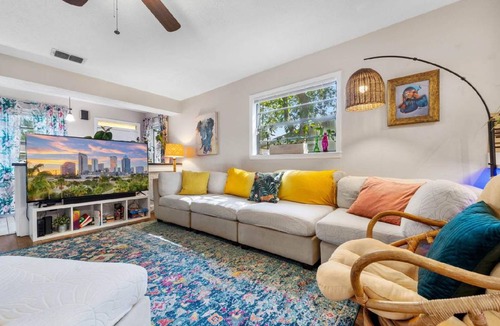 Old Seminole Heights House | 140 m² House ∙ 3 bedrooms ∙ 10 guests