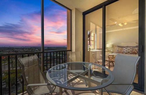 Cape Harbour Condo | 144 m² Condo ∙ 3 bedrooms ∙ 6 guests