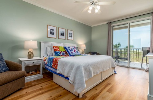 Dauphin Island Condo | 144 m² Condo ∙ 3 bedrooms ∙ 8 guests