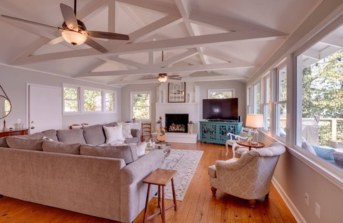Groveoak Cottage | 148 m² Cabin ∙ 3 bedrooms ∙ 10 guests