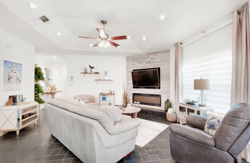 Port of Call House | 148 m² House ∙ 3 bedrooms ∙ 10 guests