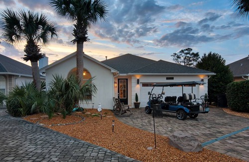 Port of Call House | 148 m² House ∙ 3 bedrooms ∙ 10 guests