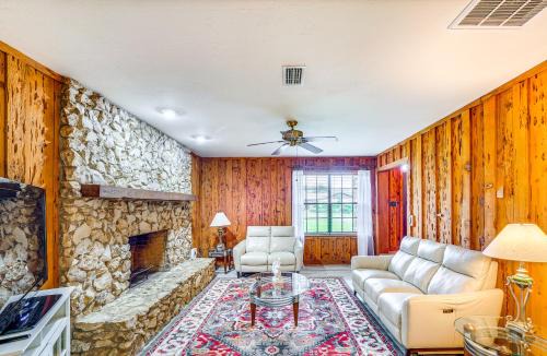 Ocala House | 15 Mi to World Equestrian Center Home with Yard!