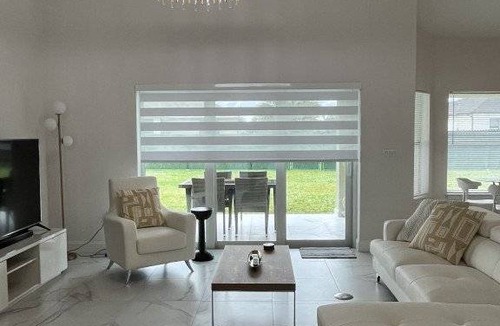 Trafalgar House | 150 m² House ∙ 3 bedrooms ∙ 6 guests