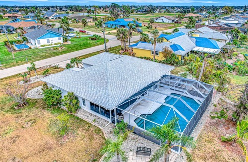 Pebble Beach House | 159 m² House ∙ 3 bedrooms ∙ 8 guests