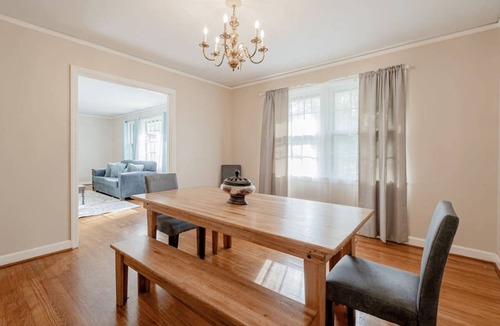 Forest Acres House | 165 m² House ∙ 3 bedrooms ∙ 10 guests