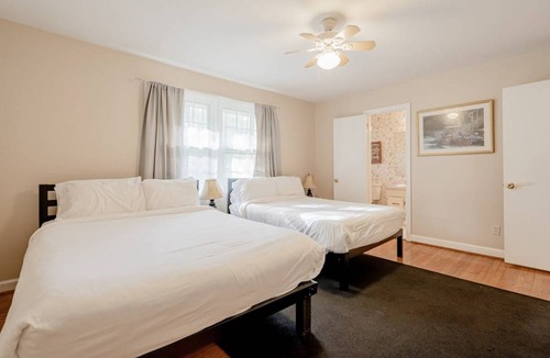 Forest Acres House | 165 m² House ∙ 3 bedrooms ∙ 10 guests
