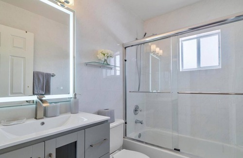 Richmond West House | 166th Street Estate | House in Miami with a private pool