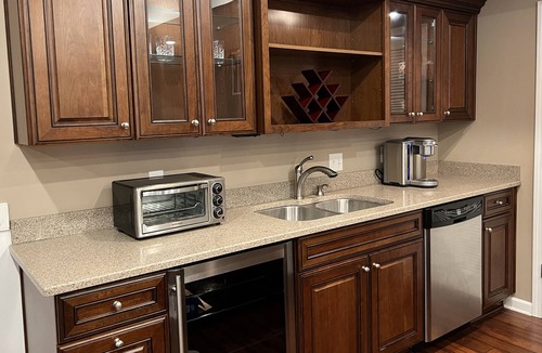 Cumming Apartment | 1700 sq/ft, Clean & Private 2 BR Executive Suite