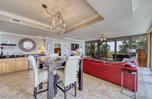 Dauphin Island Condo | 173 m² Condo ∙ 3 bedrooms ∙ 6 guests