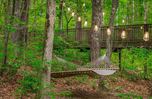 Fort Payne Cabin | 178 m² Cabin ∙ 2 bedrooms ∙ 7 guests