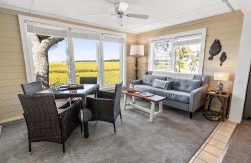 Summerville Villa | 1806 Heron Point