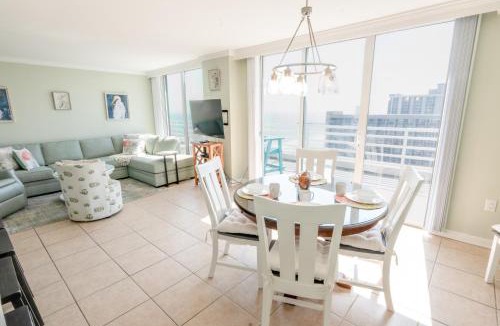 Arcadian Shores Apartment | 1815 North Hampton, Ocean view condo with full access! condo