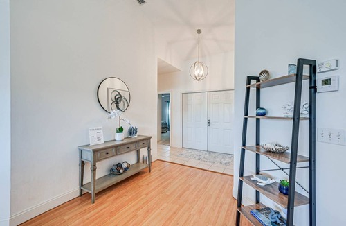 Falcons Glen House | 188 m² House ∙ 3 bedrooms ∙ 6 guests