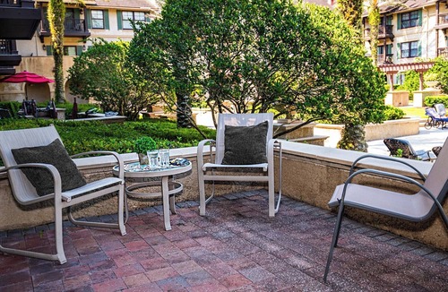 St. Augustine Condo | 1BR pool front w/patio- hot tub- sleeper sofa- near historic district