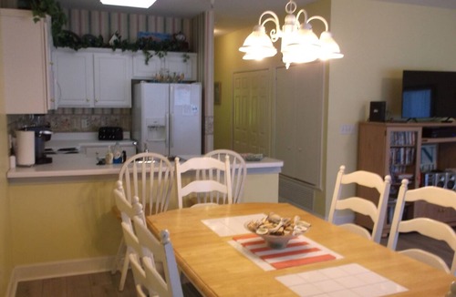 Tybee Island Condo | 2 Bd/2bath Condo! 200 Steps To The Beach! Water View!
