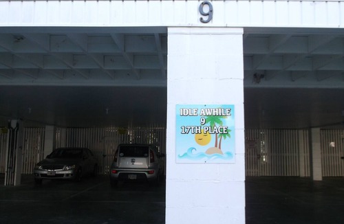 Tybee Island Condo | 2 Bd/2bath Condo! 200 Steps To The Beach! Water View!